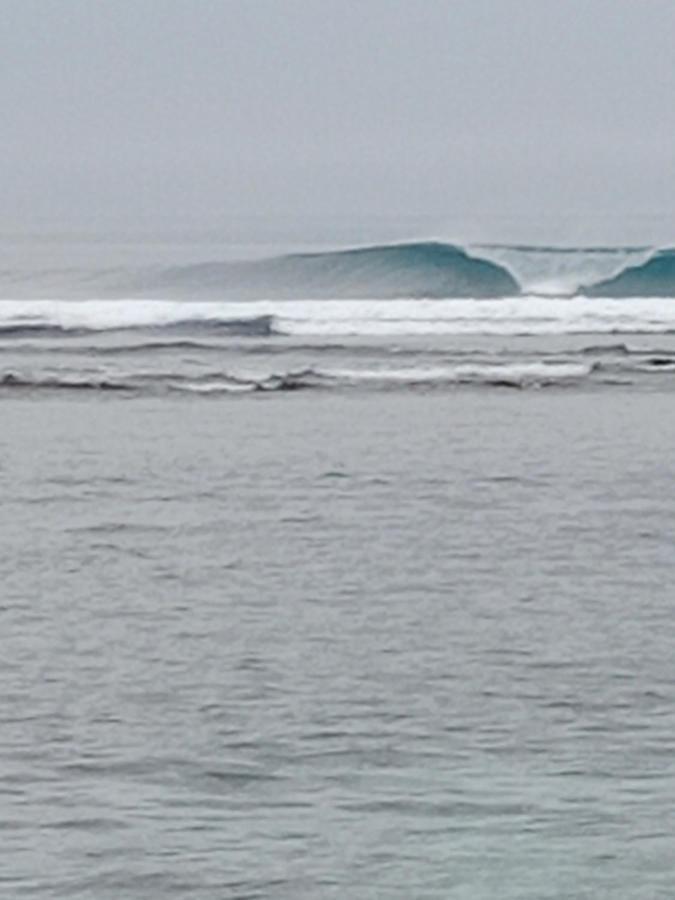 Rumah Nalu Surf Camp Krui ภายนอก รูปภาพ