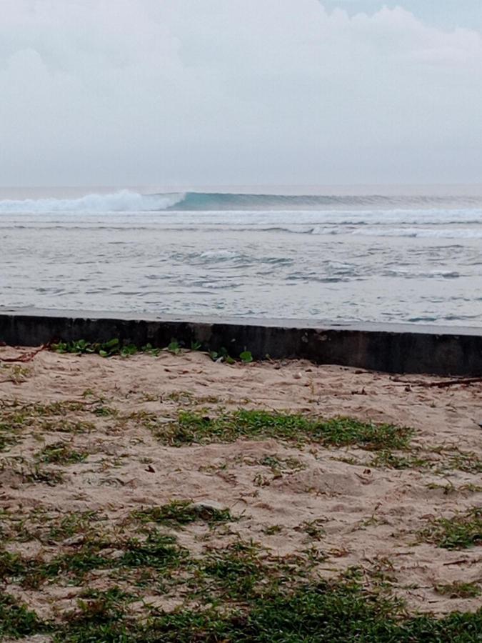 Rumah Nalu Surf Camp Krui ภายนอก รูปภาพ