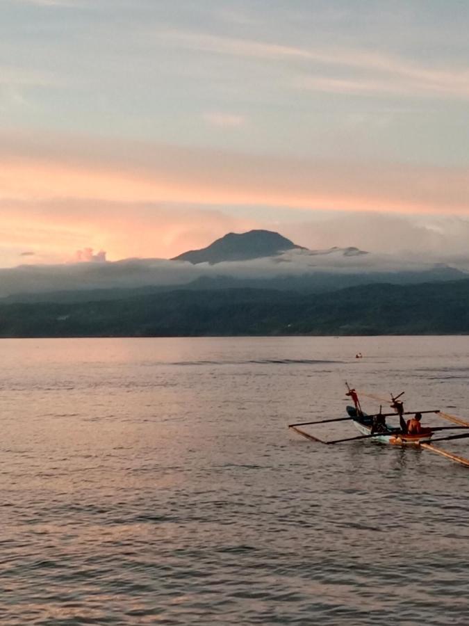 Rumah Nalu Surf Camp Krui ภายนอก รูปภาพ