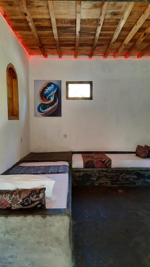 Rumah Nalu Surf Camp Krui ภายนอก รูปภาพ