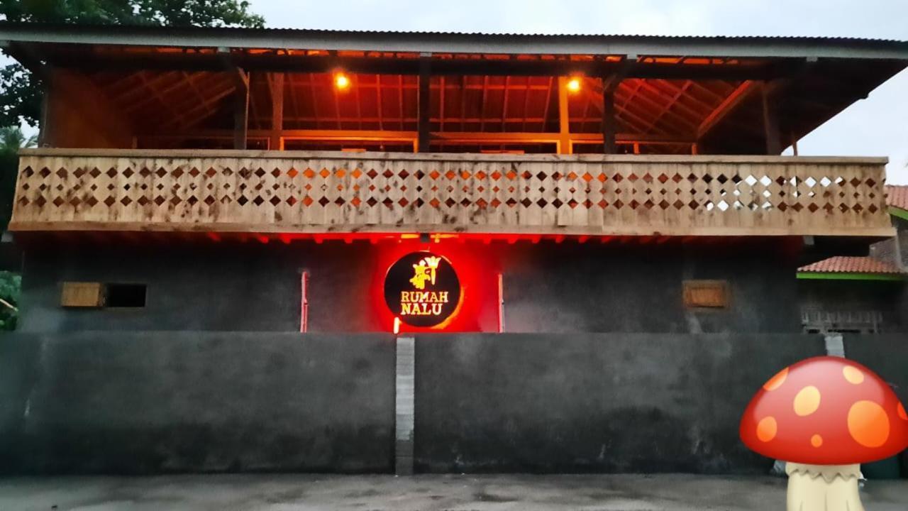 Rumah Nalu Surf Camp Krui ภายนอก รูปภาพ